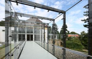 Jugendbildungsstätte Haus Wohldenberg Hubertushaus Glasgang